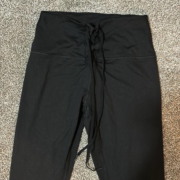 VS Pink Ultimate Lace Up Leggings - Picture 2 of 5